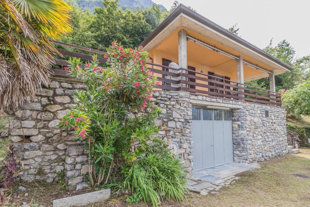 Villa Lisander 瓦伦纳 外观 照片